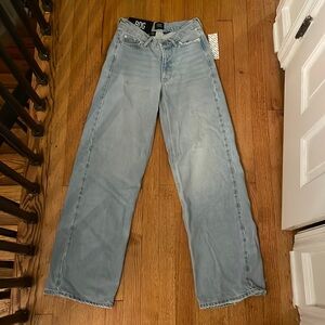 Urban Outfitters BDG Dipped V Wide Leg Jeans